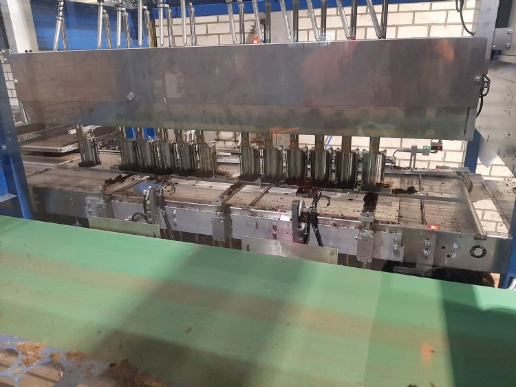 Onlangs is een uitpakrobot in gebruik genomen. Onlangs is een uitpakrobot in gebruik genomen.