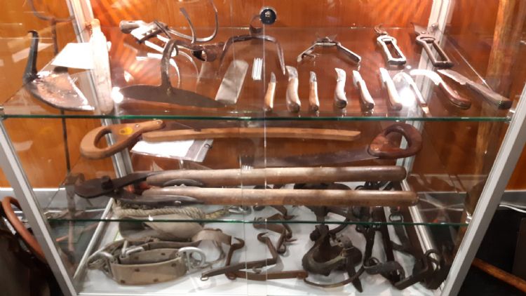 Historische gereedschappen van het Ambachts- en Streekmuseum Achtmaal