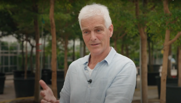 Peet Stolwijk: 'Het is ontzettend leuk om deze groep in de brancheopleiding te begeleiden' Peet Stolwijk: 'Het is ontzettend leuk om deze groep in de brancheopleiding te begeleiden'