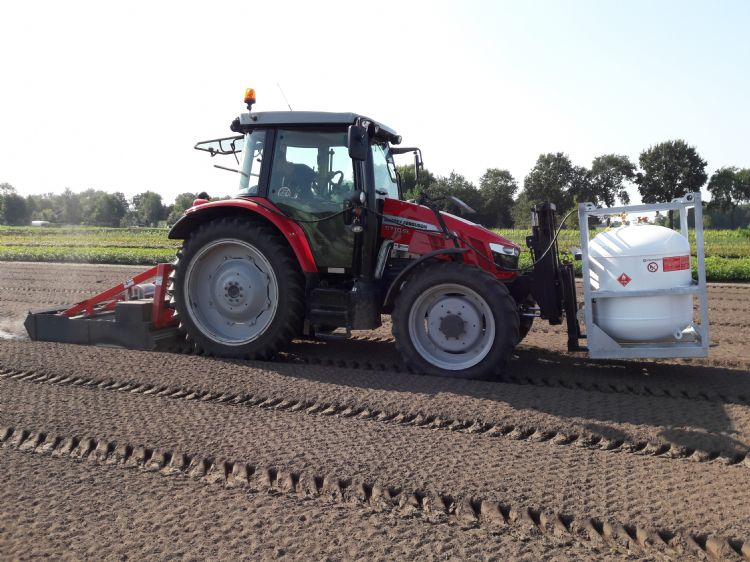 Hoaf KB1.5 TWIN-onkruidbrander voor onkruidbeheersing op zaaibedden Hoaf KB1.5 TWIN-onkruidbrander voor onkruidbeheersing op zaaibedden