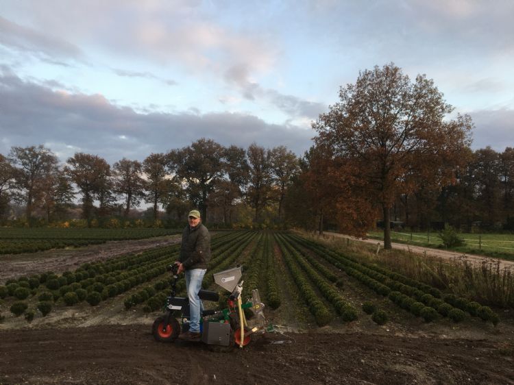 Volgens ontwikkelaar Hens Hinloopen kent de E-Trike vele toepassingsmogelijkheden in sierteelten en de boomkwekerij Volgens ontwikkelaar Hens Hinloopen kent de E-Trike vele toepassingsmogelijkheden in sierteelten en de boomkwekerij