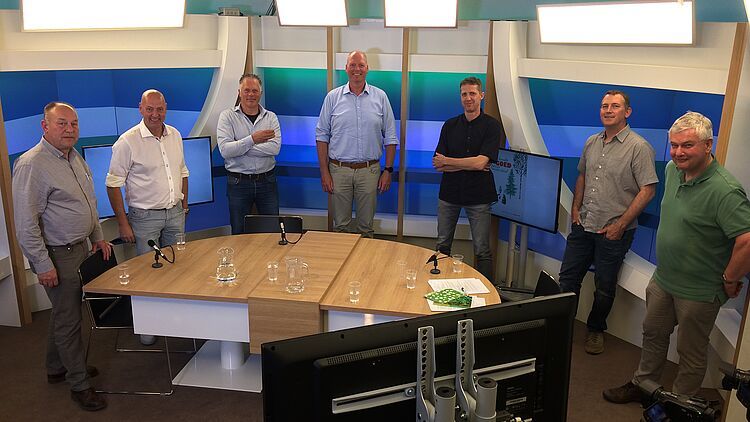 (v.l.n.r.): Johan Vink, Marc Lodders, Hank Bartelink, André Wijnstra, Arno Engels, Martijn Boosten en Lammert Kragt. Foto: LTO