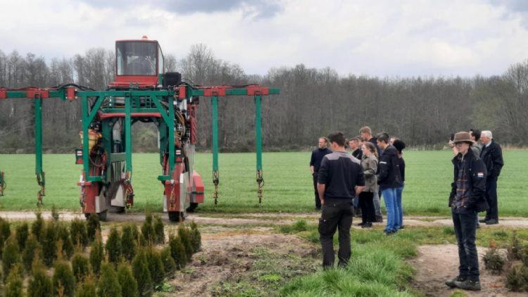 Studenten Zone.college op excursie bij Boomkamp Boomkwekerijen