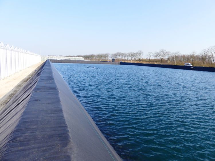 Waterbassin