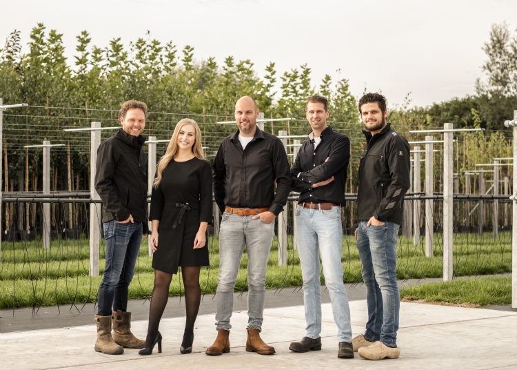 Het team van MVL Metaal Techniek met Ruben Velema (tweede van rechts)