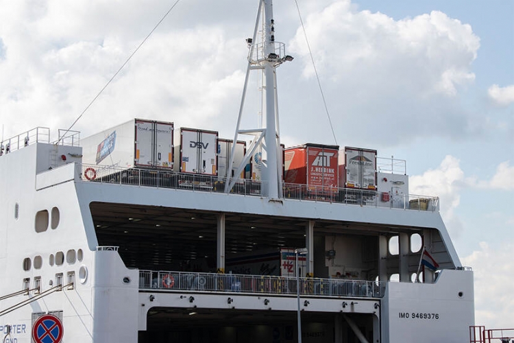 Vrachtwagens op veerboot van Stena Line, Beeld: ©NVWA