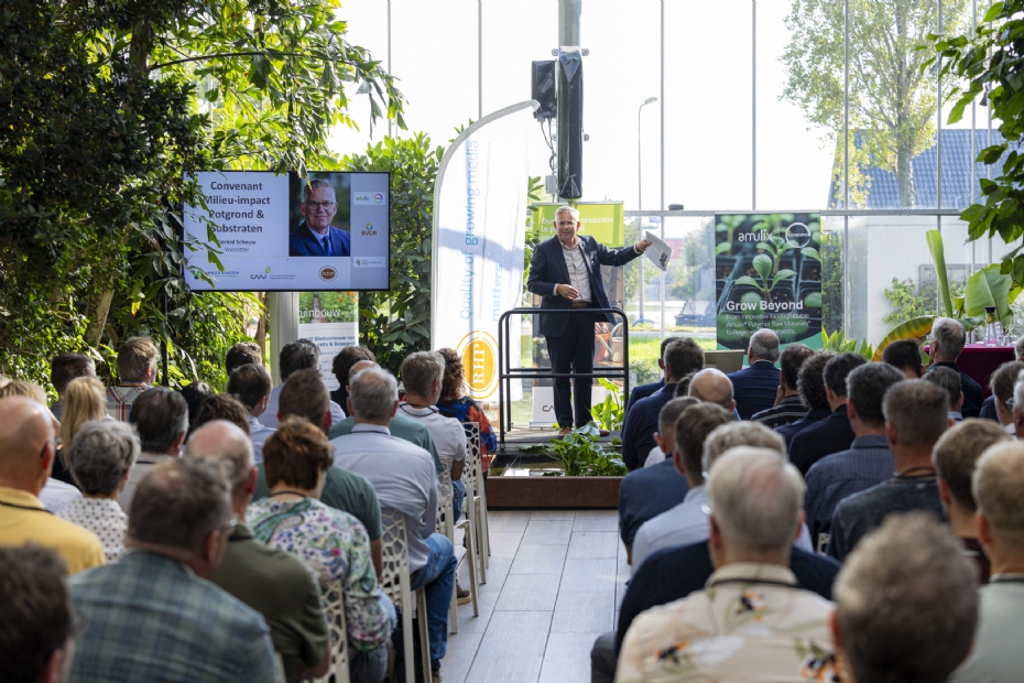 Foto: Convenant Milieu-impact Potgrond en Substraten / Rolf van Koppen